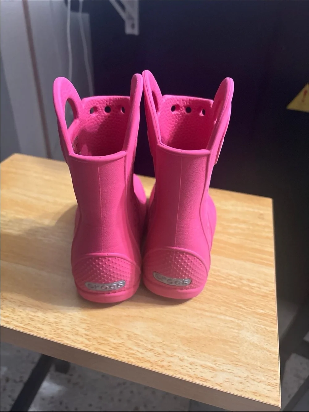 Crocs rain boots size 8 C pink crush